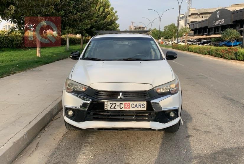 ميتسوبيشي أوتلاندر سبورت